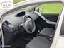 Toyota Yaris 1.0 VVTi Acces