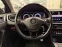 Volkswagen Polo 1.0 TSI Highline * Dealer onderhouden / Navigatie / Parkeersensoren / NL Auto *