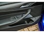 BMW M5 5-serie F90 Schuifdak Marina Blue 22'' Vossen Downpipe