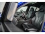 BMW M5 5-serie F90 Schuifdak Marina Blue 22'' Vossen Downpipe