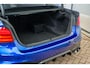 BMW M5 5-serie F90 Schuifdak Marina Blue 22'' Vossen Downpipe