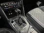 Volkswagen Tiguan 2.0 TSI 4Motion R-Line / AUTOMAAT/ PANO/ 7-PERSOONS/ 2X R-LINE/ FULL-LED/ HEAD-UP/ APP-CONNECT/ TREKHAAK/ NAVI/ 20'' LMV/ 190 PK/ STOEL-STUURVERWARM.
