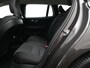 Volvo V60 B3 Essential Edition | Adaptive Cruise | BLIS | Trekhaak | Stoelverwarming | Google | 18"