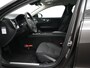 Volvo V60 B3 Essential Edition | Adaptive Cruise | BLIS | Trekhaak | Stoelverwarming | Google | 18"