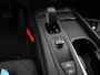 Volvo V60 B3 Essential Edition | Adaptive Cruise | BLIS | Trekhaak | Stoelverwarming | Google | 18"