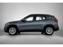 BMW X1 SDrive18i Executive Edition (GROOT-NAVIGATIE, CARPLAY, CAMERA, HEAD-UP, CLIMA, 1e EIGENAAR, GOED ONDERHOUDEN)