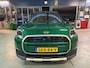 MINI Countryman Mini (u25) E Favoured Elektrisch 65 kWh 204pk | Schuif- Kanteldak | Leder | Carplay | Camera | Nieuwprijs €52.340,- | NAP | Rijlaar prijs!