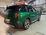 MINI Countryman Mini (u25) E Favoured Elektrisch 65 kWh 204pk | Schuif- Kanteldak | Leder | Carplay | Camera | Nieuwprijs €52.340,- | NAP | Rijlaar prijs!