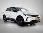 Opel Grandland 1.6 Plug-In Hybrid GS 210pk Automaat | Afneembare Trekhaak | Navigatie | Climate Control | Adaptieve Cruise Control | Achteruitrijcamera | Parkeersensoren Voor + Achter | 18" Lichtmetalen Velgen | Verwarmbare Voorstoelen + Stuur | Apple Carplay/Android Auto |