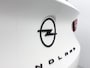Opel Grandland 1.6 Plug-In Hybrid GS 210pk Automaat | Afneembare Trekhaak | Navigatie | Climate Control | Adaptieve Cruise Control | Achteruitrijcamera | Parkeersensoren Voor + Achter | 18" Lichtmetalen Velgen | Verwarmbare Voorstoelen + Stuur | Apple Carplay/Android Auto |