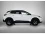 Opel Grandland 1.2 GS 130pk Automaat | Navigatie via Apple Carplay/Android Auto | Climate Control | Adaptieve Cruise Control | Achteruitrijcamera | Parkeersensoren Voor + Achter | 18" Lichtmetalen Velgen | DAB Ontvanger | Verwarmbare Voorstoelen en Stuur |