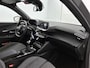 Peugeot 2008 1.2 Allure 100pk | Navigatie | Climate Control | Cruise Control | Achteruitrijcamera | Parkeersensoren Voor + Achter | LED | 17" Lichtmetalen Velgen | DAB Ontvanger | Apple Carplay/Android Auto |