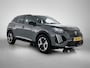 Peugeot 2008 1.2 Allure 100pk | Navigatie | Climate Control | Cruise Control | Achteruitrijcamera | Parkeersensoren Voor + Achter | LED | 17" Lichtmetalen Velgen | DAB Ontvanger | Apple Carplay/Android Auto |