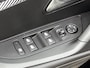 Peugeot 2008 1.2 Allure 100pk | Navigatie | Climate Control | Cruise Control | Achteruitrijcamera | Parkeersensoren Voor + Achter | LED | 17" Lichtmetalen Velgen | DAB Ontvanger | Apple Carplay/Android Auto |
