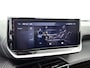 Peugeot 2008 1.2 Allure 100pk | Navigatie | Climate Control | Cruise Control | Achteruitrijcamera | Parkeersensoren Voor + Achter | LED | 17" Lichtmetalen Velgen | DAB Ontvanger | Apple Carplay/Android Auto |