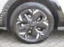 Kia Niro EV Edition Advanced 64.8 kWh | Stuur-/stoelverwarming | Elektr. stoelverstelling | Camera | Cruise adapt. | 17"LM | Clima | 17% bijtelling |