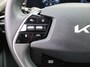 Kia Niro EV Edition Advanced 64.8 kWh | Stuur-/stoelverwarming | Elektr. stoelverstelling | Camera | Cruise adapt. | 17"LM | Clima | 17% bijtelling |
