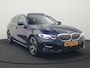BMW 3-Serie Touring 330e Luxury Line Plug In Hybrid 293pk Dealer O.H PHEV | Panodak | Adaptive Cruise | 360 Camera | Lederen Sportstoelen Memory & Verwarmd | Harman & Kardon |  Apple Carplay | Sfeerverlichting | Blis | Virtual | Navigatie | DAB | 19"L.M |