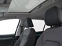 Volkswagen Golf 1.4 eHybrid Style | Pano dak | Navigatie | Camera Stoelverwarming | HUD | IQ Light | ACC | 18" |