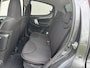 Peugeot 107 1.0i Sportium 5-Deurs 68 PK. Zuinige en zeer leuke auto !!!