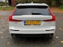 Volvo V60 2.0 T4 211pk autom Momentum Pro ecc,led,navigatie,zwleer,trekhaak