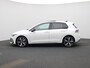 Volkswagen Golf 1.5 eHybrid GTE 272 PK | Automaat | Plug-In | Panorama Dak | Volledig Leder | Sport Pakket | Trekhaak | 18 Inch Catania Velgen | LED Matrix Koplampen | Navigatie | Digital Cockpit Pro | Stoelverwarming | Stuurwielverwarming | Side Assist | Head-Updisplay