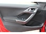 Peugeot 2008 1.2 PureTech Blue Lion Automaat Airco Navi Panoramadak Carplay Trekhaak 61.721km