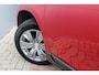 Peugeot 2008 1.2 PureTech Blue Lion Automaat Airco Navi Panoramadak Carplay Trekhaak 61.721km