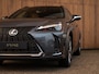 Lexus UX 250h F Sport Design | Leder | Camera | Trekhaak | Stoelverwarming | Adapt. cruise