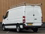 Mercedes-Benz Sprinter 213 2.2 CDI 366 | 3 Persoons | Trekhaak | Cruise Control | Stoelverwarming | Bluetooth | Multifunctioneel Stuurwiel | LED Flitsers | Camera |