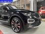 Volkswagen T-Roc 2.0 TSI Pano Virtual Leer LED 19” Velgen CarPlay