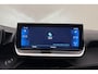 Peugeot 208 1.2T Blue Lease Allure | 100 PK | Parkeer Camera Achter | Navigatie | Apple Carplay & Android Auto | Parkeer Sensoren Voor & Achter | Climate Control