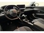 Peugeot 208 1.2T Blue Lease Allure | 100 PK | Parkeer Camera Achter | Navigatie | Apple Carplay & Android Auto | Parkeer Sensoren Voor & Achter | Climate Control