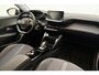 Peugeot e-208 EV Allure 50 kWh 1-Fase | Camera | Apple Carplay/Android Auto | 16'' LM Velgen | Parkeersensoren achter | Climate Control | 3D-Cockpit