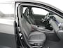 Mercedes-Benz A-klasse 180 Star Edition AMG Line | Panorama - Schuifdak | Sfeerverlichting | Multibeam Led | DAB+ Radio | Achteruitrijcamera | Voorstoelen Verwarmd | 19" Lichtmetalen AMG Velgen