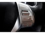 Nissan Navara 2.3 dCi 190pk Automaat Tekna 4x4 + Sperdiff. Trekhaak 3500kg 09-2020