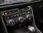 SEAT Leon 1.5 TSI FR Sport 150Pk Automaat (SCHUIFDAK, APPLE CARPLAY, LEDER, CAMERA, BEATS AUDIO, STOELVERWARMING, SPORTSTOELEN, GETINT GLAS, LED KOPLAMPEN, LM VELGEN, CRUISE, NIEUWE APK, NIEUWSTAAT)