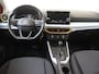 SEAT Arona 1.0 TSI Style | Stoelverwarming | CarPlay | Elektrisch inklapbare buitenspiegels | Cruise control | Lane- en frontassist | Airco |