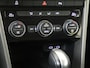 Volkswagen T-Roc 1.5 TSI Style | Trekhaak | Achteruitrijcamera | Parkeersensoren | Adaptieve cruise control | CarPlay | Navigatie | Draadloze telefoonlader |
