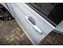 Honda HR-V 1.5 Full Hybrid Advance automaat | Premium Opal White Silver | 4 Seizoenen banden | Volledig Dealeronderhouden | Navigatie | Carplay / Android Auto