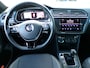 Volkswagen Tiguan 1.5 TSI Comfortline Bus. R-Line, Full LED / Virtual Cockpit / Carplay + Android Auto / Adaptive cruise / 19' LMV