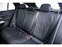 Mercedes-Benz E-klasse Estate 300 e AMG Line Trekhaak - Panoramadak - Airmatic - Night Pack - Winter pakket - Cruisecontrol met Afstandsregeling - Comfort stoelen - Verwarmde en geklimatiseerde stoelen - Getinte Ruiten -
