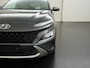 Hyundai Kona 1.6 GDI HEV Premium Sky | Schuifdak | Leder | Head-up | Zondag Open!