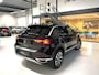 Volkswagen T-Roc 1.5 TSI Style/ Camera/ Nav/ Massage/ IQ LED/ CarPlay
