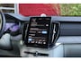 Volvo XC90 2.0 T8 Plug-in hybrid AWD Ultra Bright | Luchtvering | Bowers&Wilkins | Massage | 22" Velgen | Pilot Assist | Panoramadak