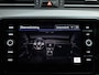Volkswagen Passat Variant 1.4 TSI PHEV 218 PK GTE Business | LED | Panoramadak | Achteruitrijcamera | Side Assist |