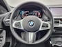 BMW 1-Serie 118i Automaat / Dealer onderhouden / M-Sport / 19" velgen / Navigatie / Panoramadak / Harman Kardon audio / DAB / Sportstoelen / Achteruitrijcamera / Headup display / Digital Cockpit /
