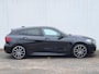 BMW 1-Serie 118i Automaat / Dealer onderhouden / M-Sport / 19" velgen / Navigatie / Panoramadak / Harman Kardon audio / DAB / Sportstoelen / Achteruitrijcamera / Headup display / Digital Cockpit /