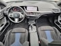 BMW 1-Serie 118i Automaat / Dealer onderhouden / M-Sport / 19" velgen / Navigatie / Panoramadak / Harman Kardon audio / DAB / Sportstoelen / Achteruitrijcamera / Headup display / Digital Cockpit /