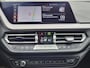 BMW 1-Serie 118i Automaat / Dealer onderhouden / M-Sport / 19" velgen / Navigatie / Panoramadak / Harman Kardon audio / DAB / Sportstoelen / Achteruitrijcamera / Headup display / Digital Cockpit /